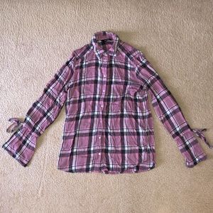 Express plaid sleeves tie top